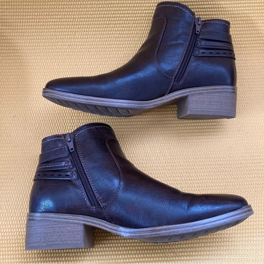 Baretraps MEDLEY Women's Boots Dark Brown Size 8.5 m.  Side  Zipper